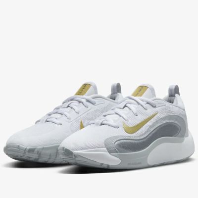 Nike バスケットボールシューズ JA2 Ja 2 Shoe and Apparelコレクションの発売で、バスケットボール