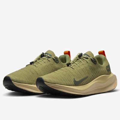 ナイキ　インフィニティラン 4　HJ7669-276　ランニングシューズ　ニュートラルオリーブ