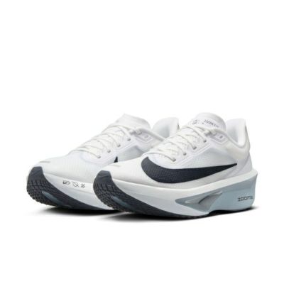 ナイキ　ウィメンズ　ズームフライ６　FN8455-104　レディスランニングシューズ　WHITE/GRDRN-PR PLTNM
